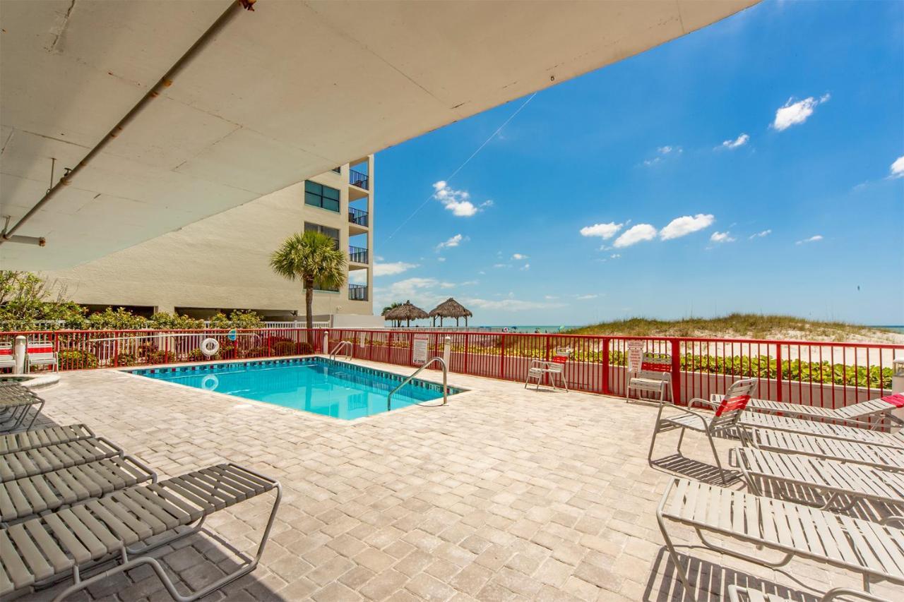 301 Crimson Condos St. Pete Beach Exterior foto