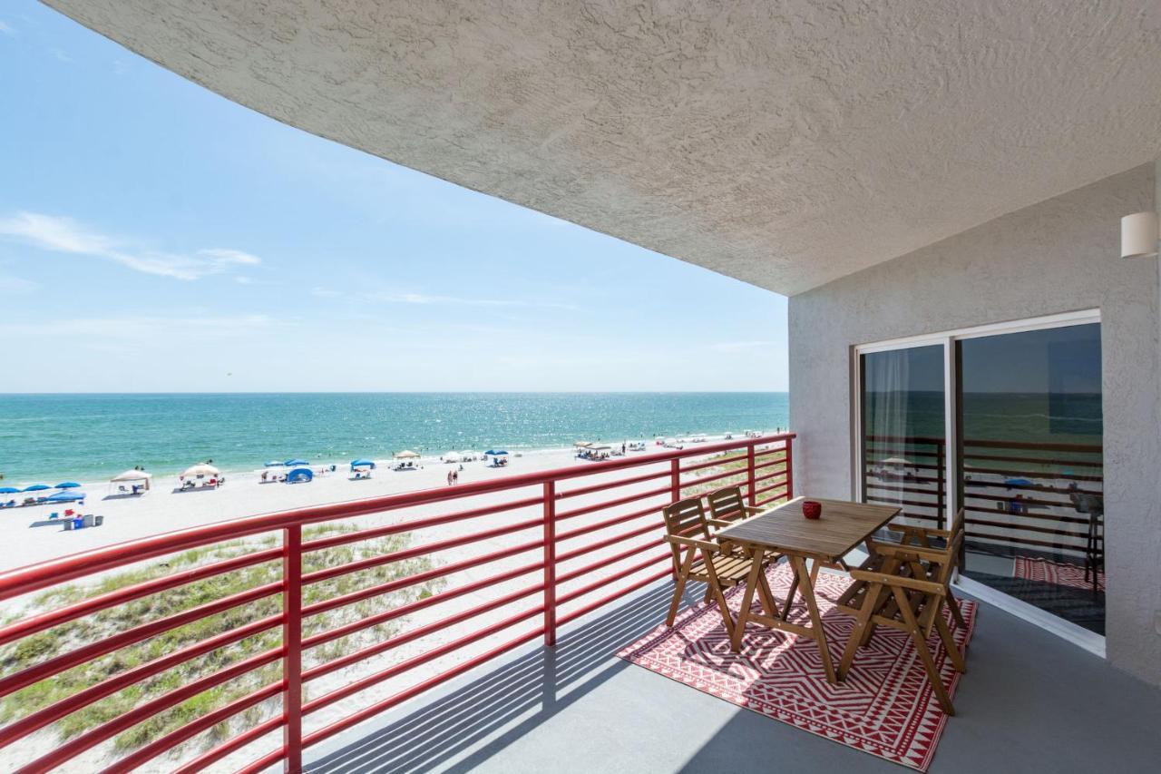 301 Crimson Condos St. Pete Beach Exterior foto
